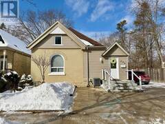 236 RAYMOND AVENUE London Ontario, N6A 2N1