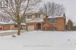 41 WESTGATE AVENUE | Strathroy-Caradoc Ontario | Slide Image Three