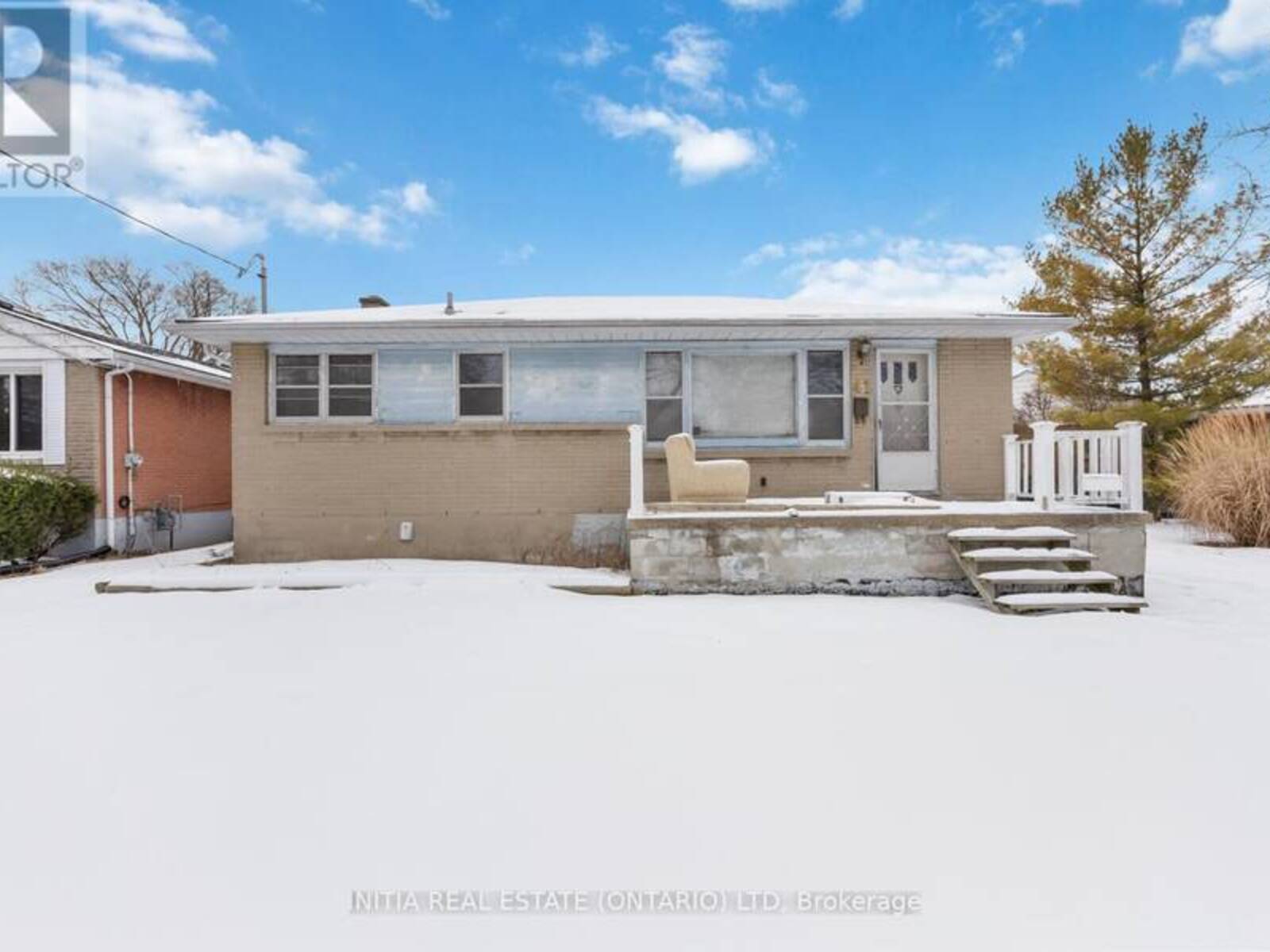 41 TUNIS AVENUE, Sarnia, Ontario N7S 1M4