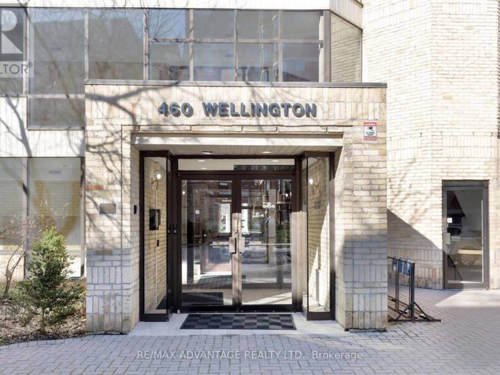 407 - 460 WELLINGTON STREET, London, Ontario N6A 3P8