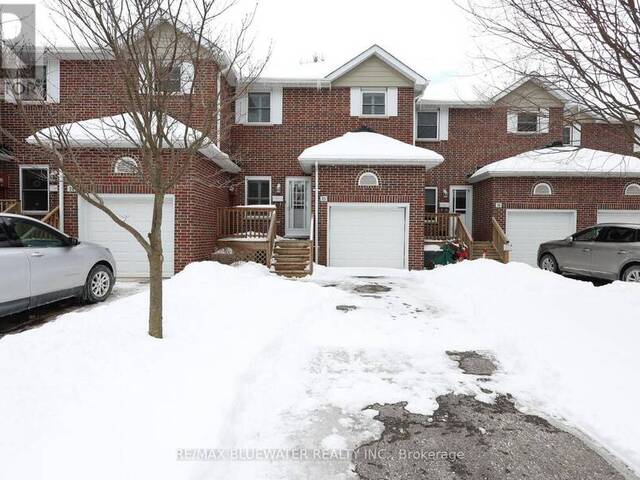 25 - 55 LAKE ROAD Grand Bend Ontario, N0M 1T0 - 3 Bedrooms Waterfront Condo For Sale