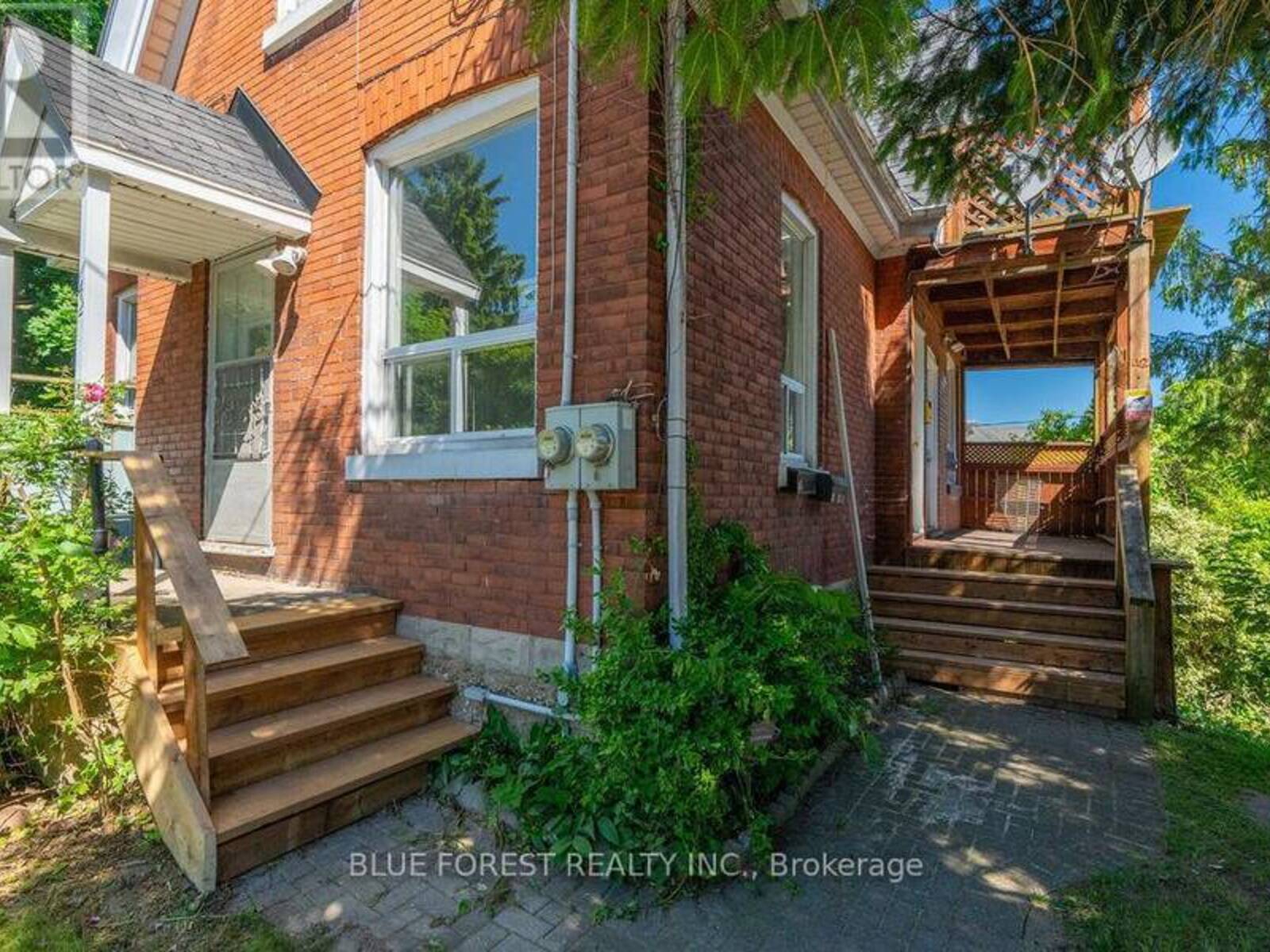 42 TERRACE STREET, London, Ontario N5Z 2X4