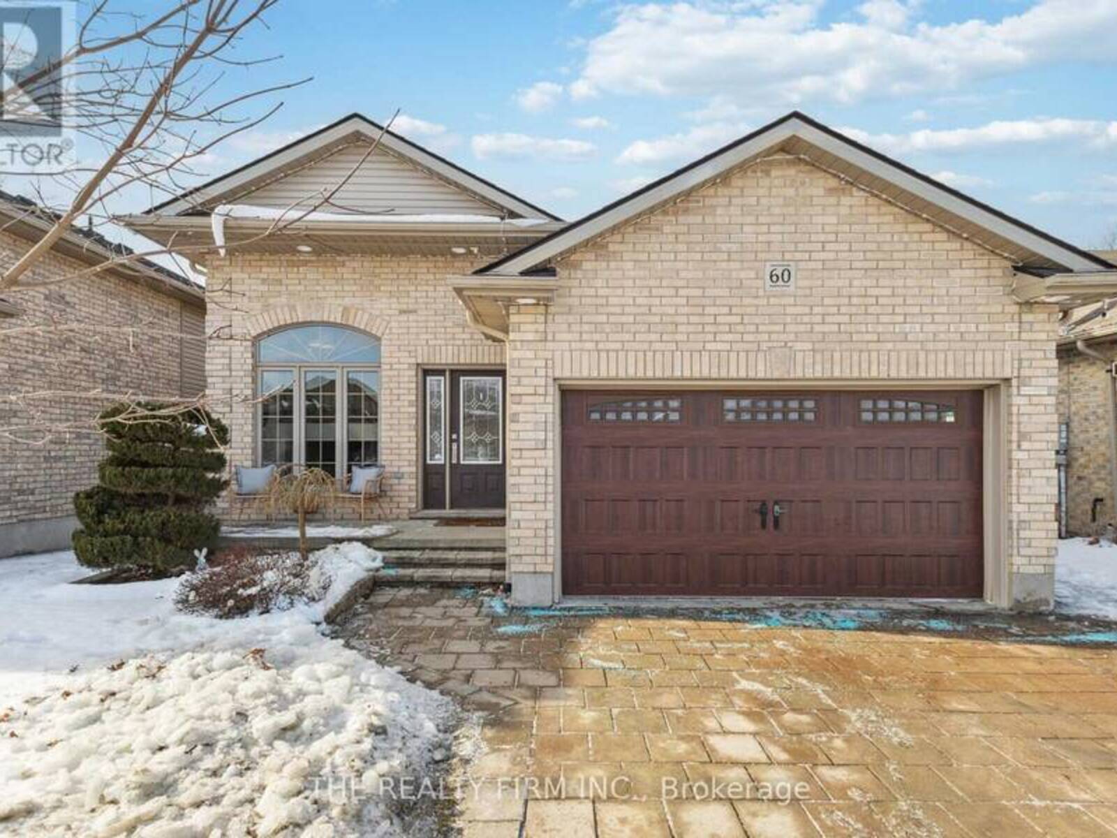 60 BRIDLE PATH, Strathroy-Caradoc, Ontario N7G 4J9