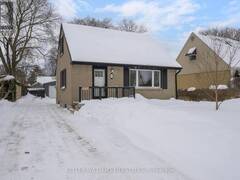 27 CRONYN CRESCENT London Ontario, N5W 4M7