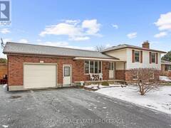 385 BEAMISH STREET Port Stanley Ontario, N5L 1H5