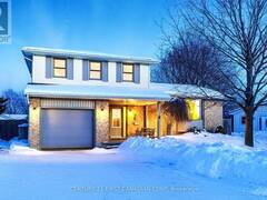 79 DUFFERIN STREET Aylmer Ontario, N5H 2L9