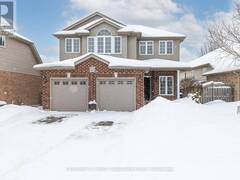 1185 SMITHSON COURT London Ontario, N5X 4P1