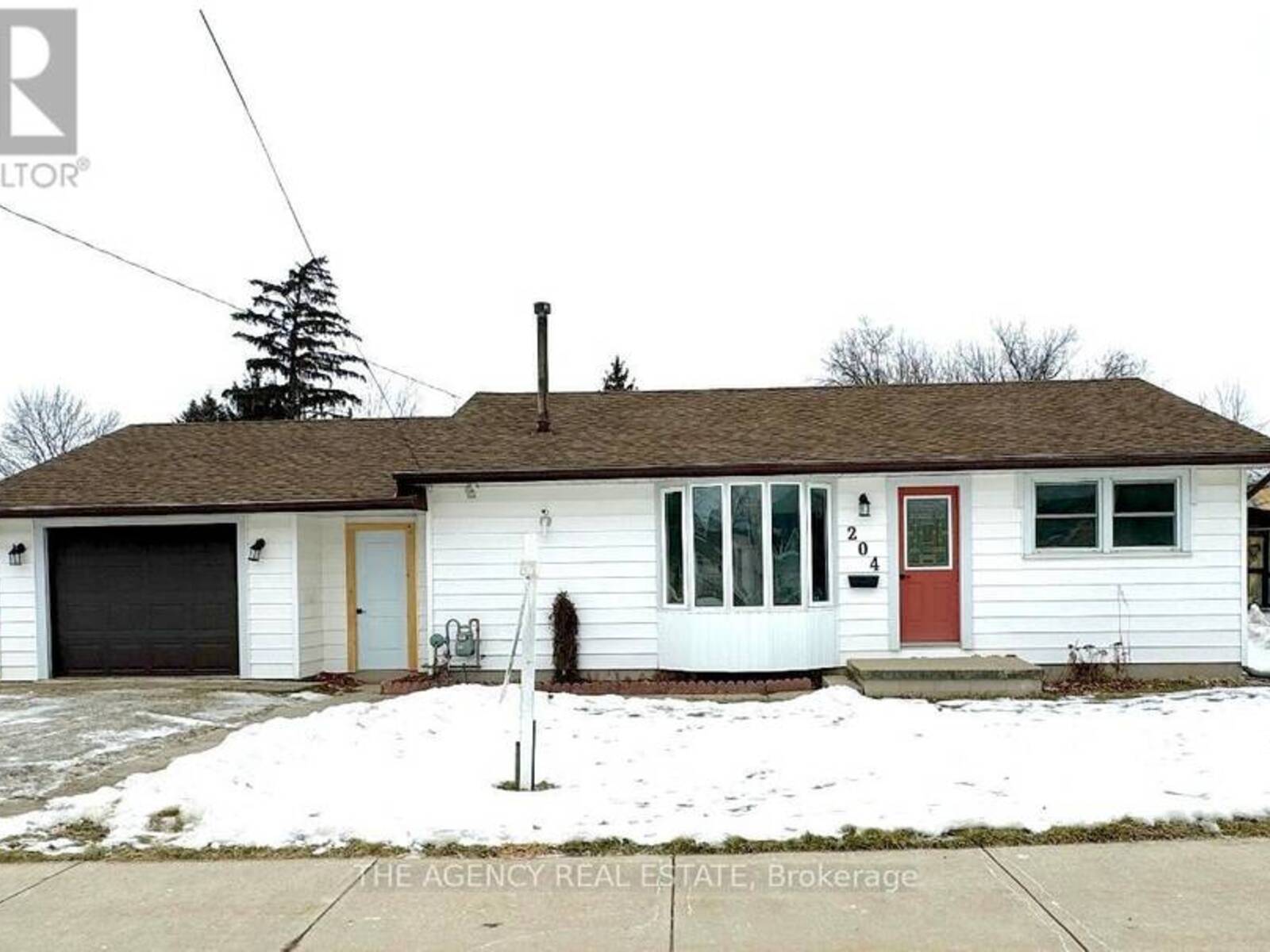 204 SYMES STREET, Southwest Middlesex, Ontario N0L 1M0