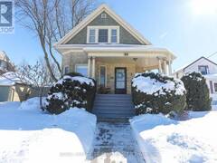 42 METCALFE STREET E Strathroy-Caradoc Ontario, N7G 1P1