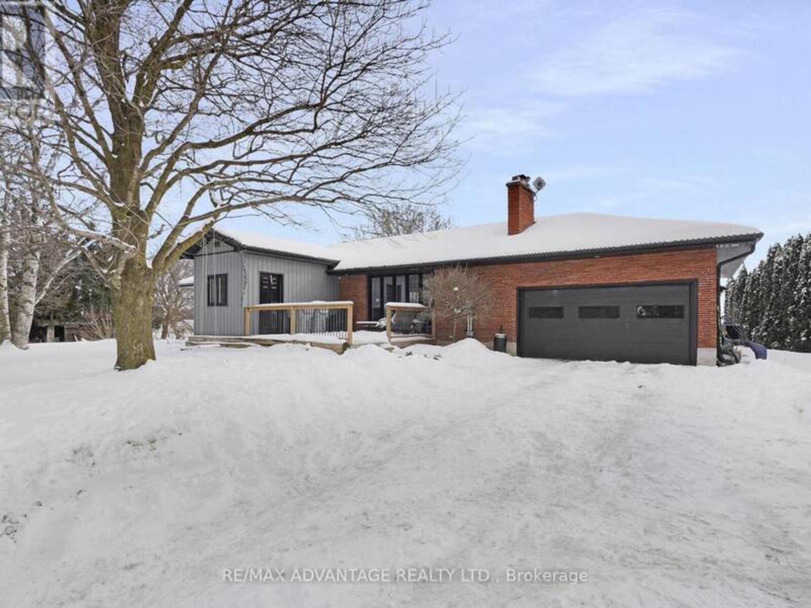 9755 LONGWOODS ROAD, London, Ontario N6P 1P2