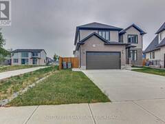 98 LOCKY LANE Komoka Ontario, N0L 1R0