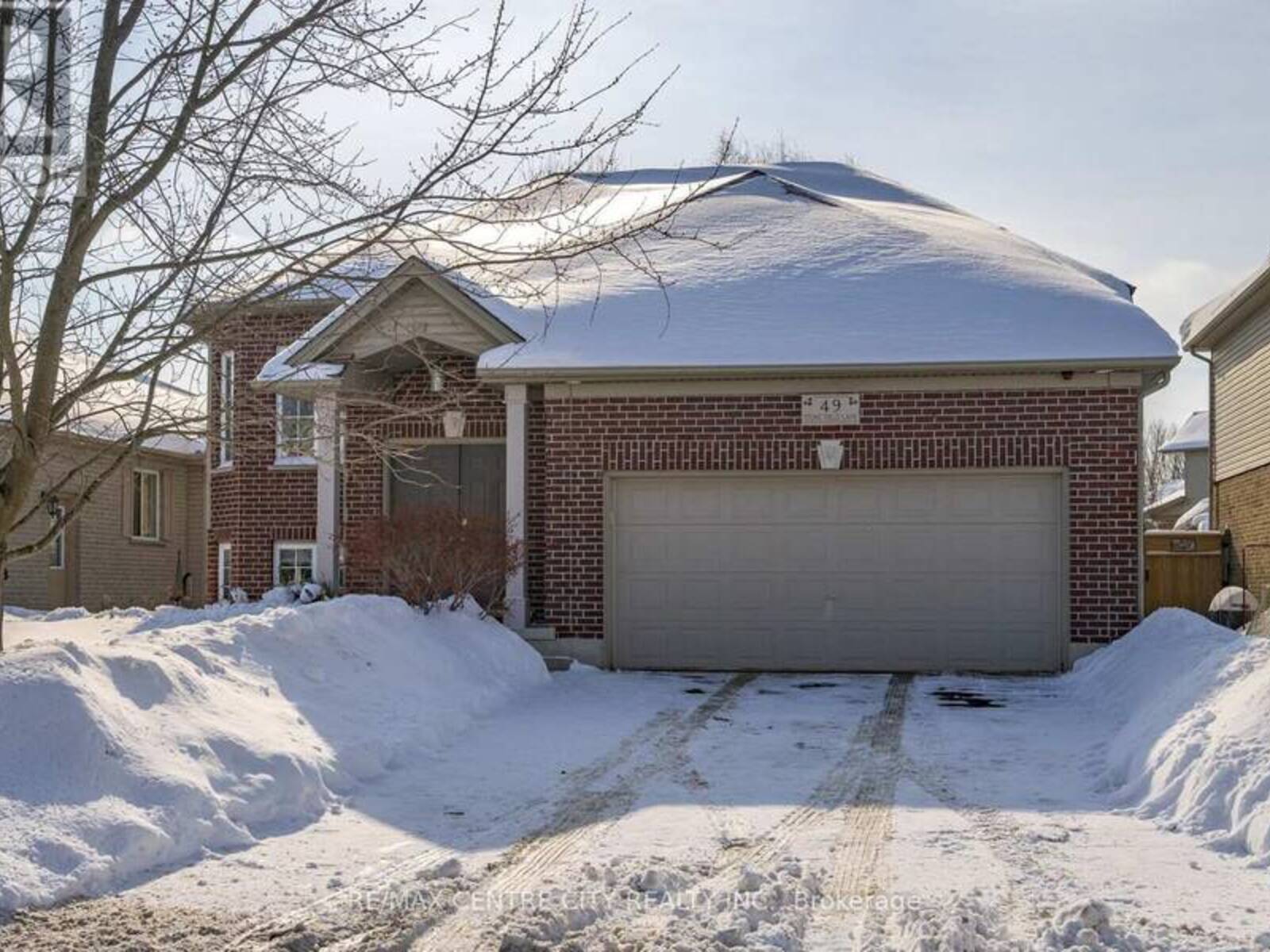 49 STONEFIELD LANE, Ilderton, Ontario N0M 2A0