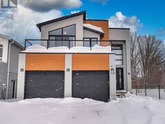 2229 WATEROAK DRIVE London Ontario, N6G 0R1