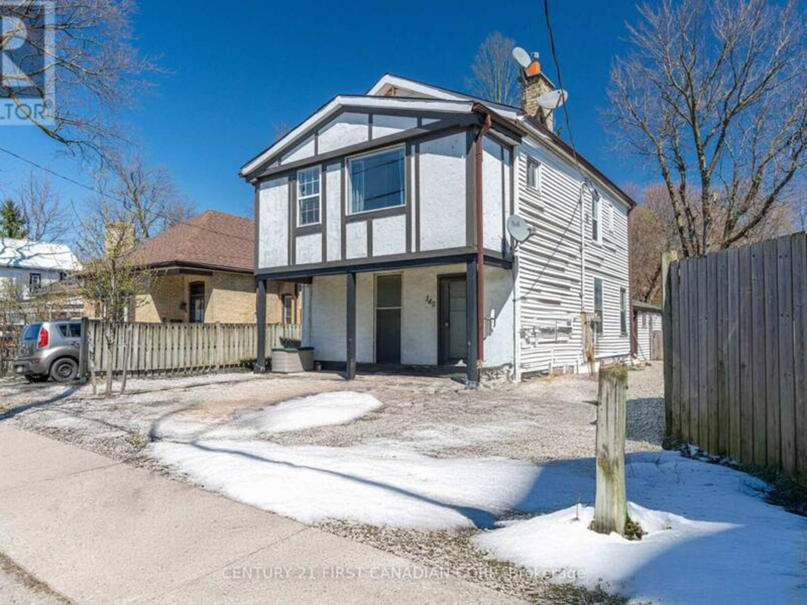 140 RECTORY STREET, London, Ontario N5Z 2A3