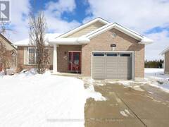 188 ELIZABETH STREET Lambton Shores Ontario, N0M 2N0