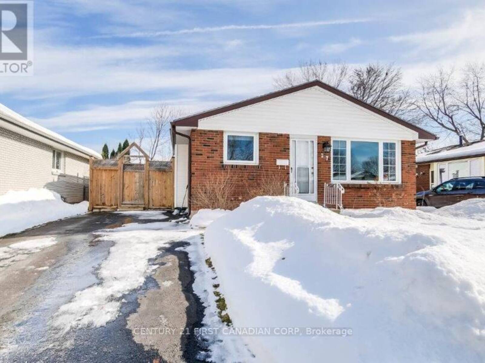 27 HARDING CRESCENT, London, Ontario N6E 1G2