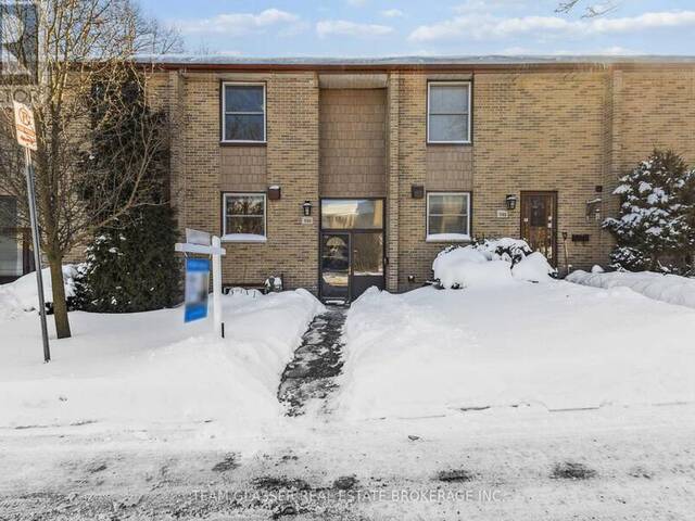 13 - 700 WONDERLAND ROAD S London Ontario, N6H 4Y8 - 4 Bedrooms Condo For Sale