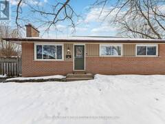 22 APONI CRESCENT London Ontario, N5V 2V4