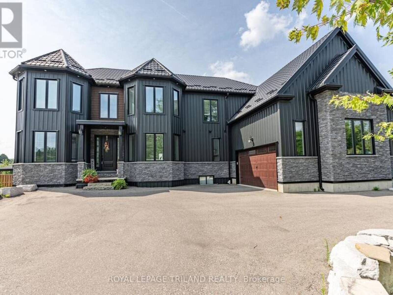 22345 ALLEN ROAD, Mount Brydges, Ontario N0L 1W0