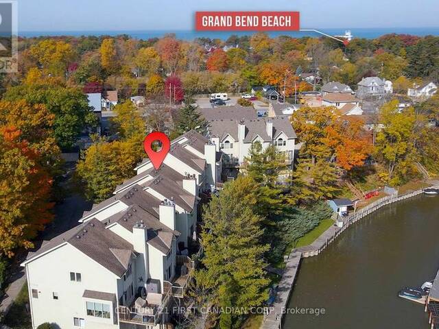 20 - 40 ONTARIO STREET S Grand Bend Ontario, N0M 1T0 - 2 Bedrooms Waterfront Condo For Sale