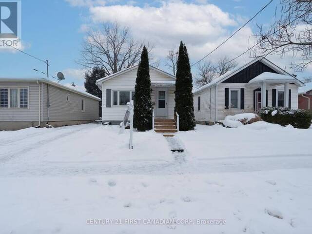 17 HIGHWAY AVENUE London Ontario, N6C 2K4 - 3 Bedrooms Home For Sale