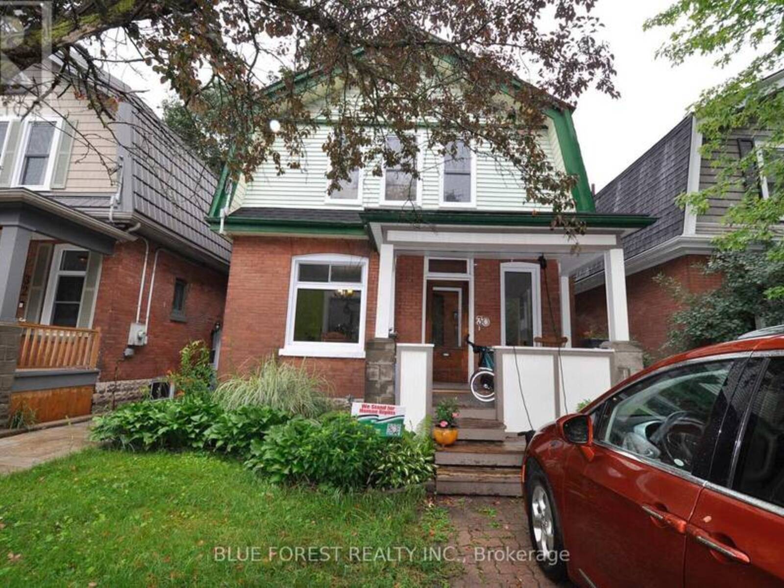 30 YALE STREET, London, Ontario N5Y 3A4