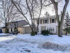 798 WARWICK STREET Woodstock Ontario, N4S 4R1