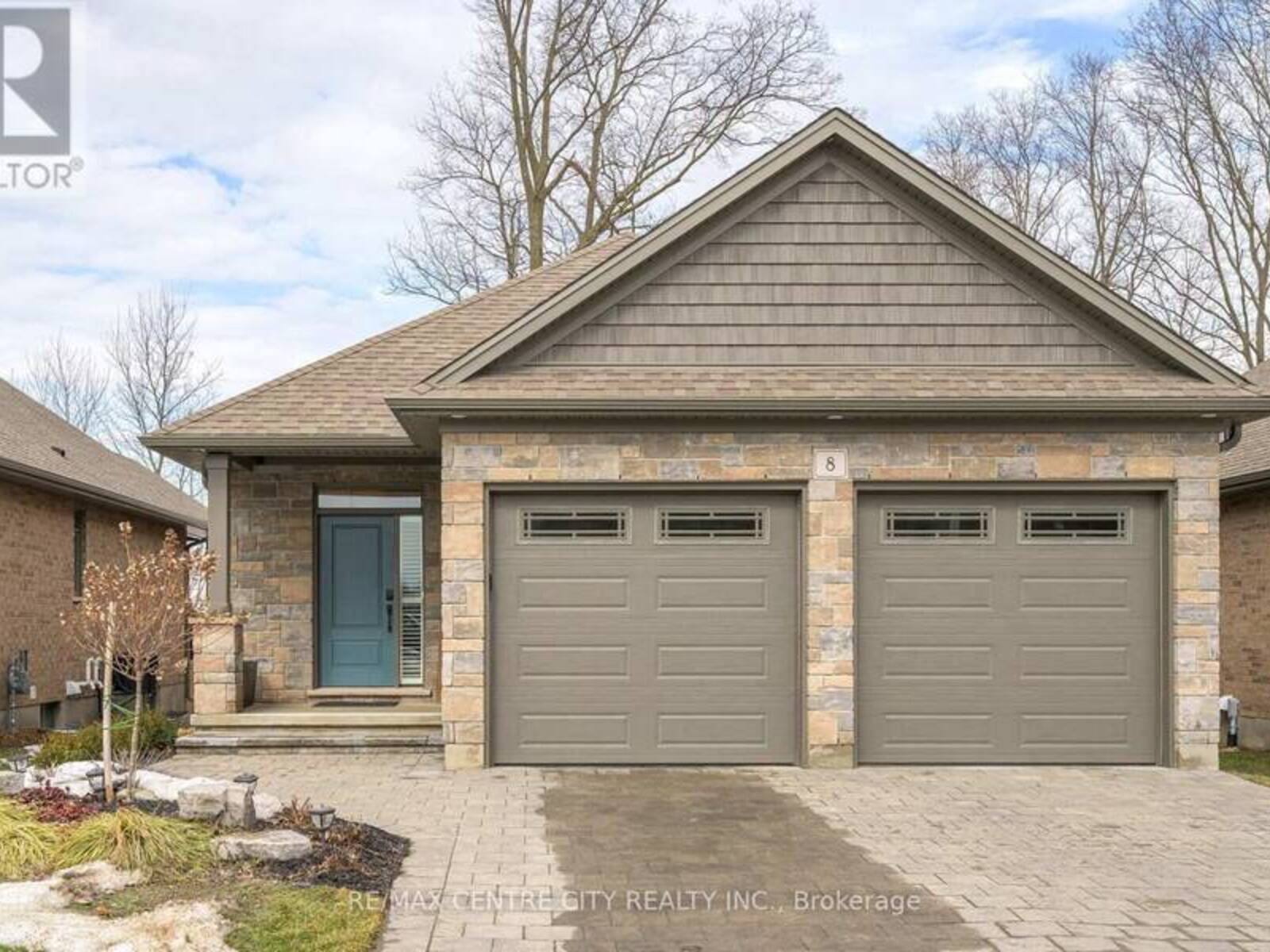 8 - 159 COLLINS WAY, Strathroy-Caradoc, Ontario N7G 0G8