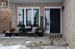 36 WILLOW CRESCENT | Strathroy-Caradoc Ontario | Slide Image Two