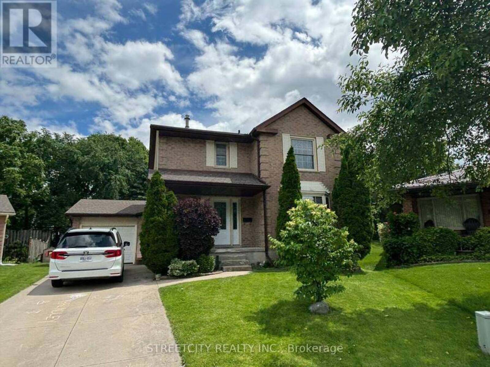 78 SUSSEX PLACE, London, Ontario N5Y 5H3