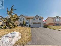 74 VILLAGE GATE DRIVE Thames Centre Ontario, N0L 1G3