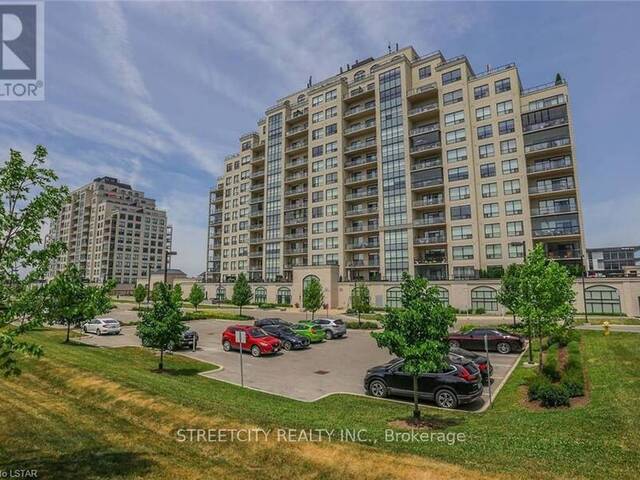 903 - 240 VILLAGEWALK BOULEVARD N London Ontario, N6G 0P6 - 3 Bedrooms Condo For Sale