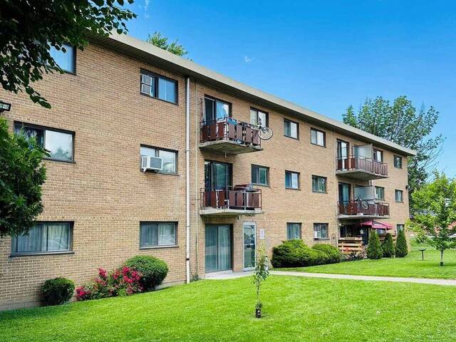 210 - 1830 DUMONT STREET London Ontario, N5W 2S1 - 2 Bedrooms Condo For Sale