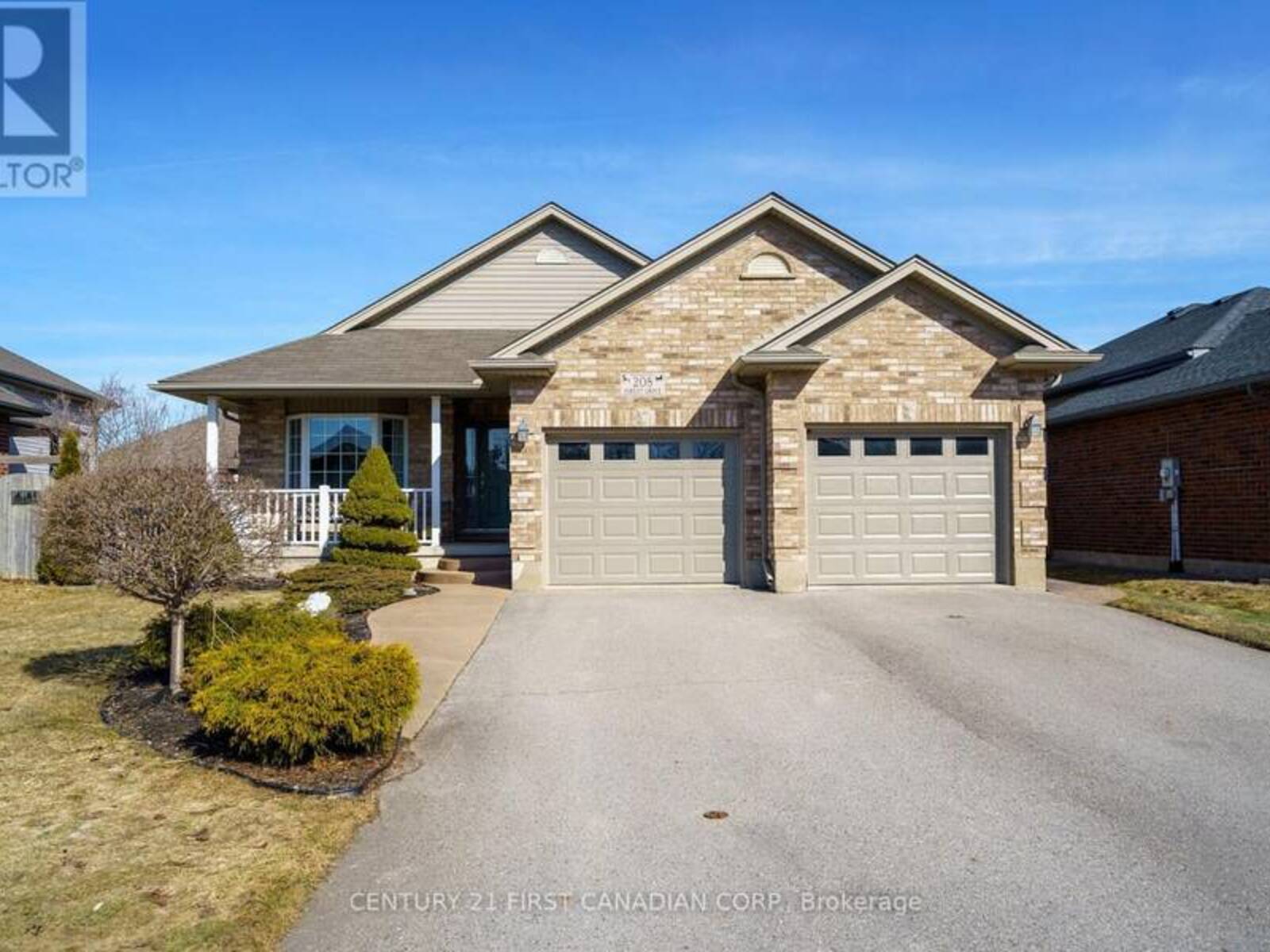 208 FOREST GROVE CRESCENT, Thames Centre, Ontario N0L 1G3