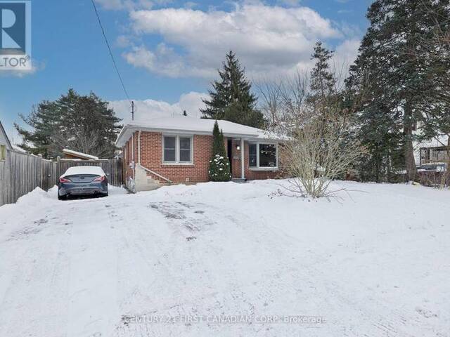 74 BARKER STREET London Ontario, N5Y 1X7 - 4 Bedrooms Home For Sale