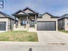 72 - 383 DAVENTRY WAY Komoka Ontario, N0L 1R0