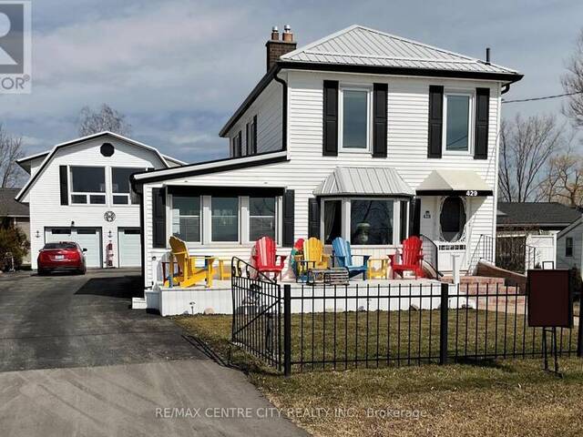 429 FRONT STREET Port Stanley Ontario, N5L 1G3 - 4 Bedrooms Home For Sale