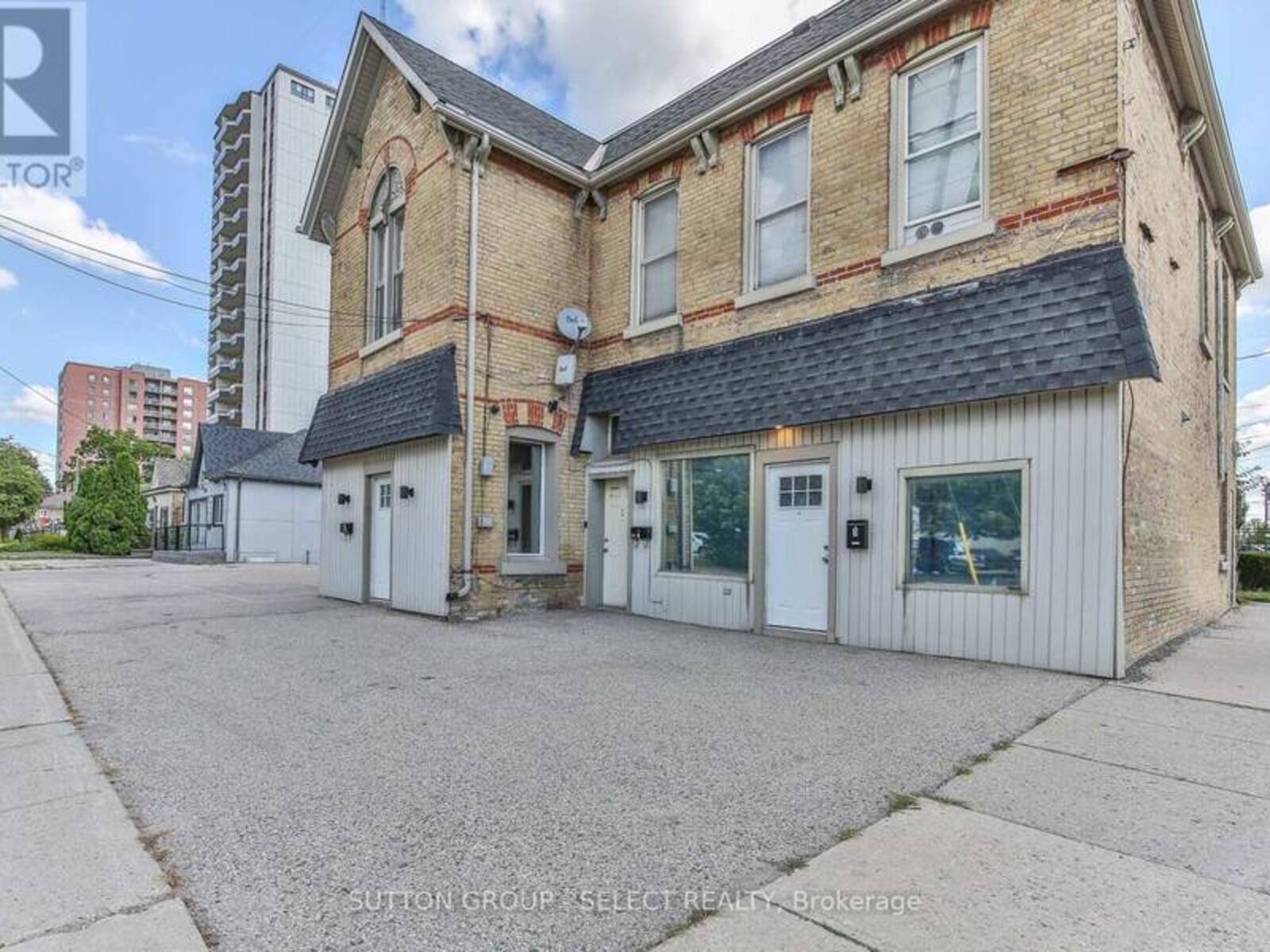 330 BURWELL STREET, London, Ontario N6B 2V9