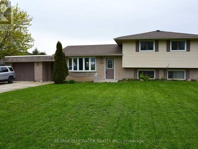 40204 HURON STREET E Exeter Ontario, N0M 1S5 - 3 Bedrooms Home For Sale