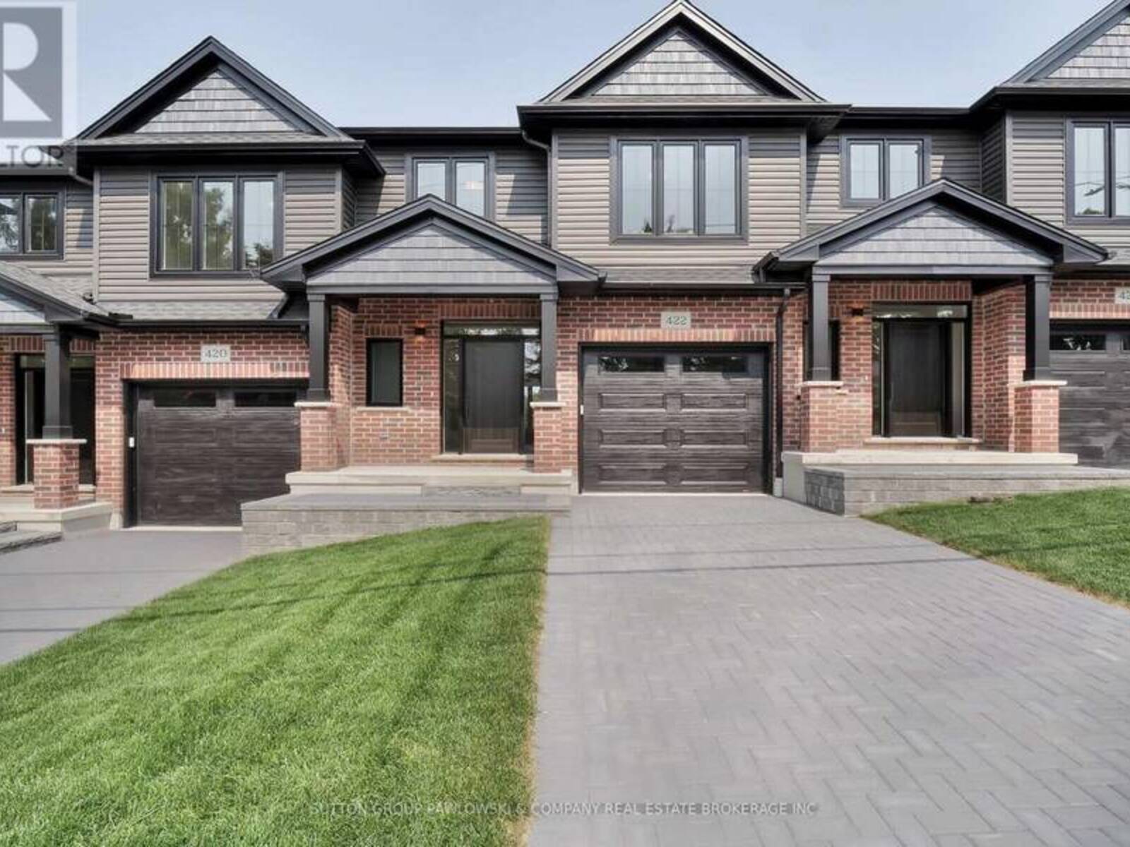 422 OLD WONDERLAND ROAD, London, Ontario N6K 3R2