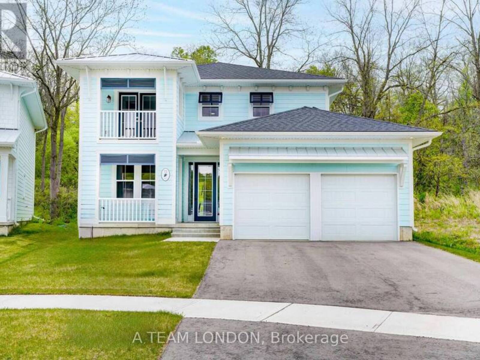72 THE PROMENADE, Port Stanley, Ontario N5L 1C5
