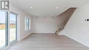 118 STYLES DRIVE | St. Thomas Ontario | Slide Image Seven