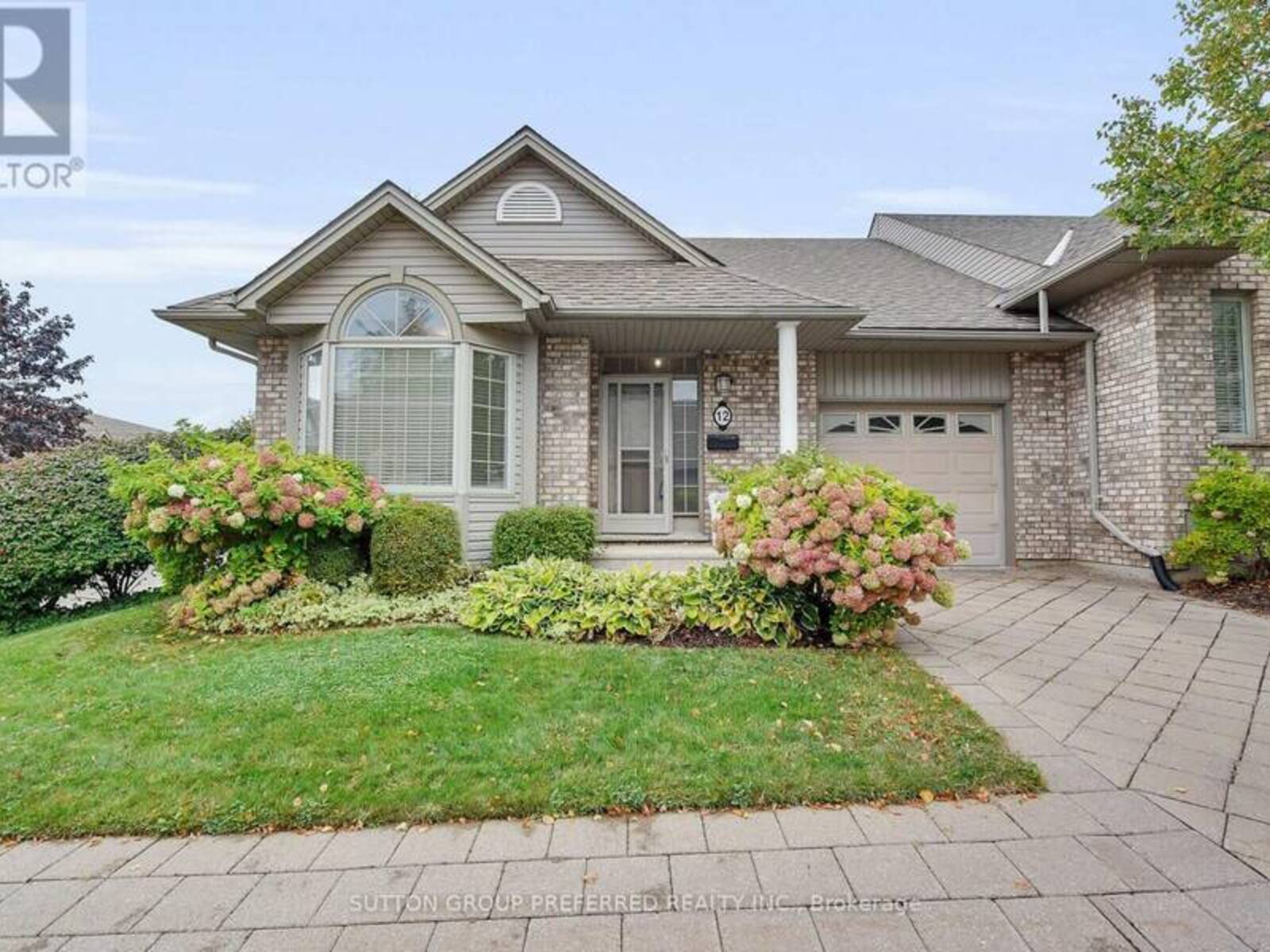12 - 800 COMMISSIONERS ROAD W, London, Ontario N6K 1C2