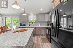 13 KELLESTINE DRIVE | Strathroy-Caradoc Ontario | Slide Image Nine