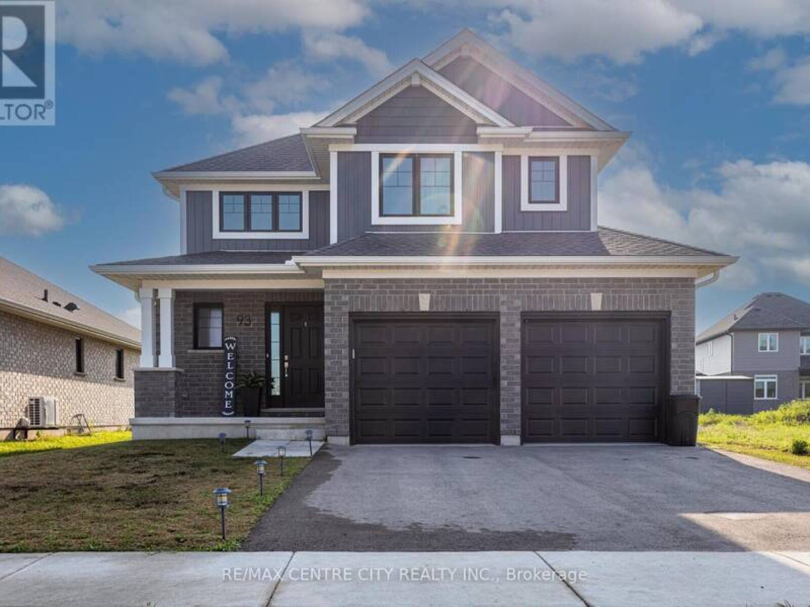 93 BENJAMIN PARKWAY, St. Thomas, Ontario N5R 0M4