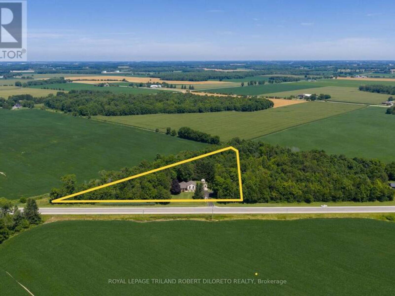 6186 EGREMONT DRIVE, Komoka, Ontario N0L 1R0