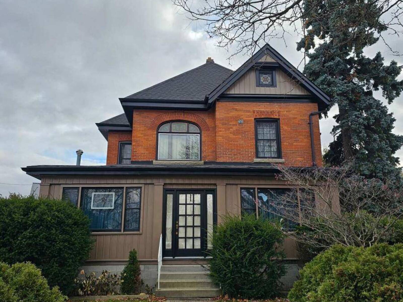 61 LONDON ROAD, Chatham-Kent, Ontario N0P 2K0