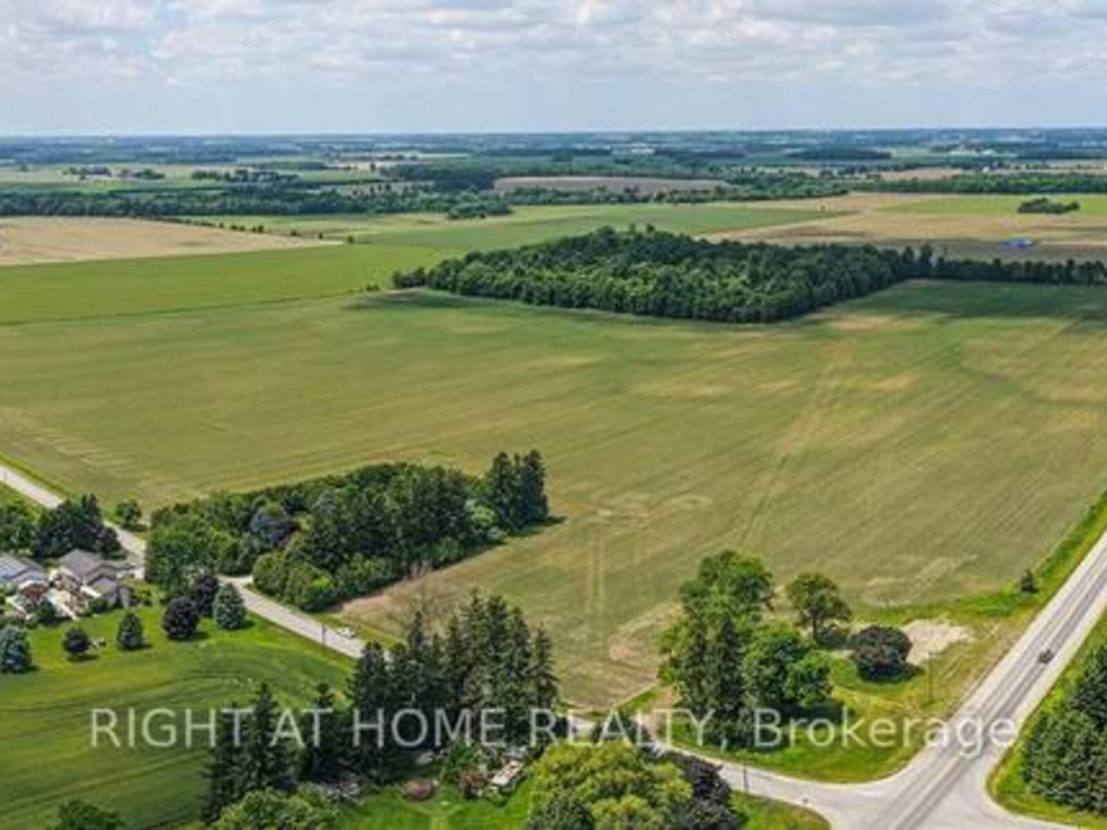 22131 HIGHBURY AVENUE N, Ilderton, Ontario N0M 2A0
