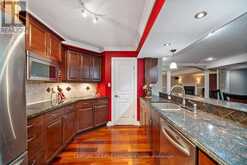 7 EDWIN DRIVE | London Ontario | Slide Image Thirty-one