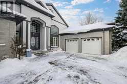 7 EDWIN DRIVE | London Ontario | Slide Image Four